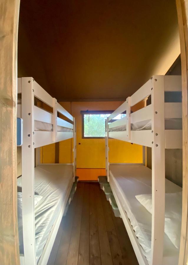 Camping La Kahute - Tente Lodge Au Coeur De La Foret 카르캉 외부 사진
