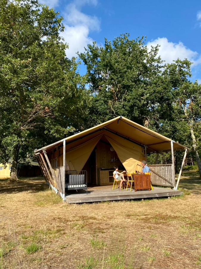 Camping La Kahute - Tente Lodge Au Coeur De La Foret 카르캉 외부 사진