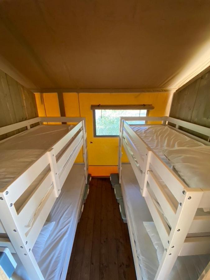 Camping La Kahute - Tente Lodge Au Coeur De La Foret 카르캉 외부 사진