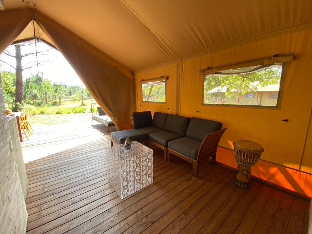 Camping La Kahute - Tente Lodge Au Coeur De La Foret 카르캉 외부 사진