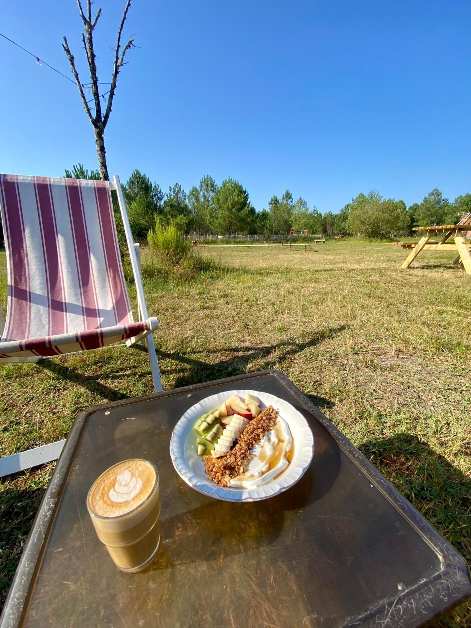 Camping La Kahute - Tente Lodge Au Coeur De La Foret 카르캉 외부 사진